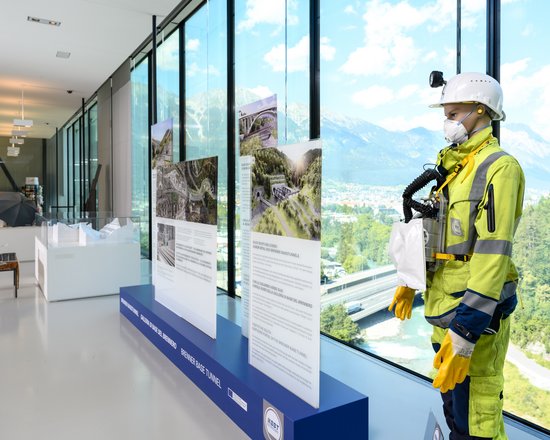 Exhibit from the Sill gorge construction lot shown in the Tyrol Panorama Museum