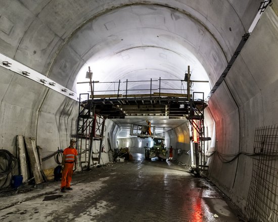 Work continues in Mules: final lining completed at the Trens emergency stop