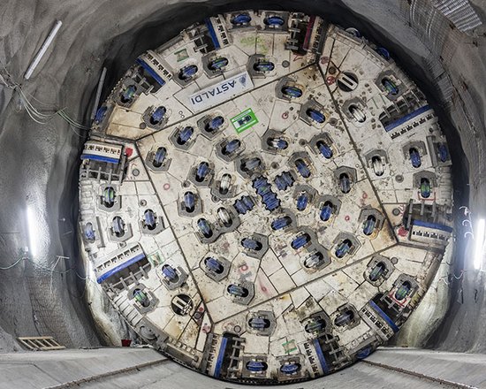 Mules construction site: record progress for TBM Virginia