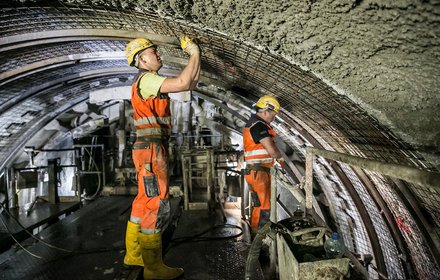 Händisches Verdrahten der Bewehrung