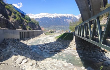Baulos H21 Sillschlucht: Stützwand und Zufahrtsbrücke