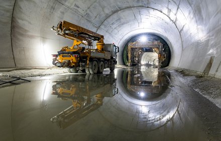 Isarco river underpass - tunnel with lining