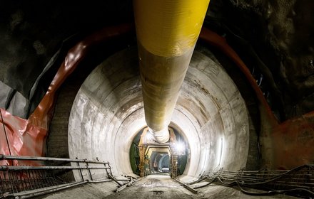 Eisackunterquerung: Ausbau im Verbindungstunnel