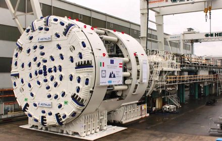 TBM "Virginia" for the excavation of one of two main tubes in northward direction
